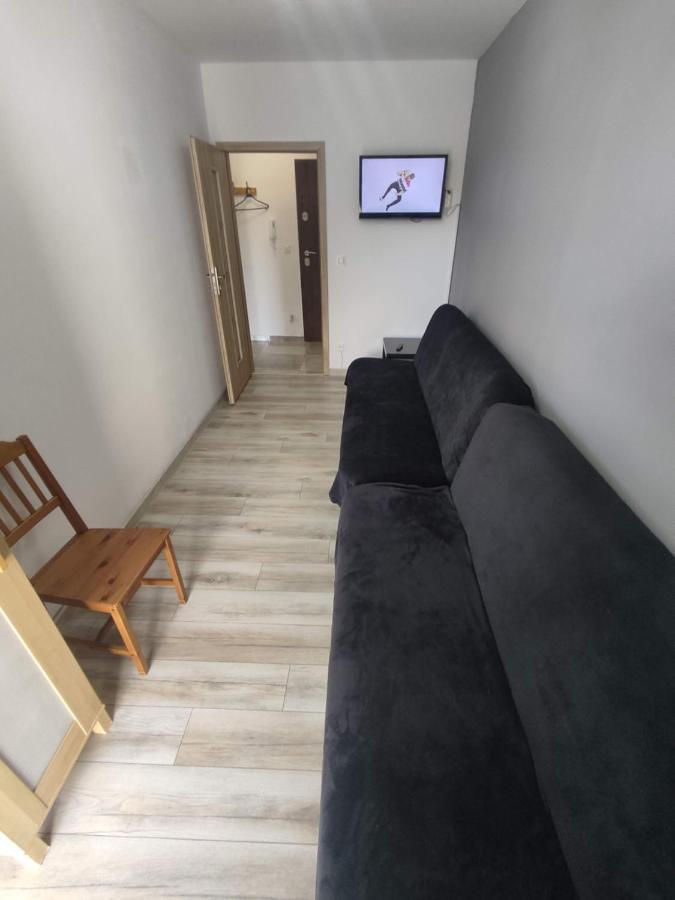 1110 Smialego 39 - Tanie Pokoje W Apartamencie - Samodzielne Zameldowanie - Self Check In بوزنان المظهر الخارجي الصورة