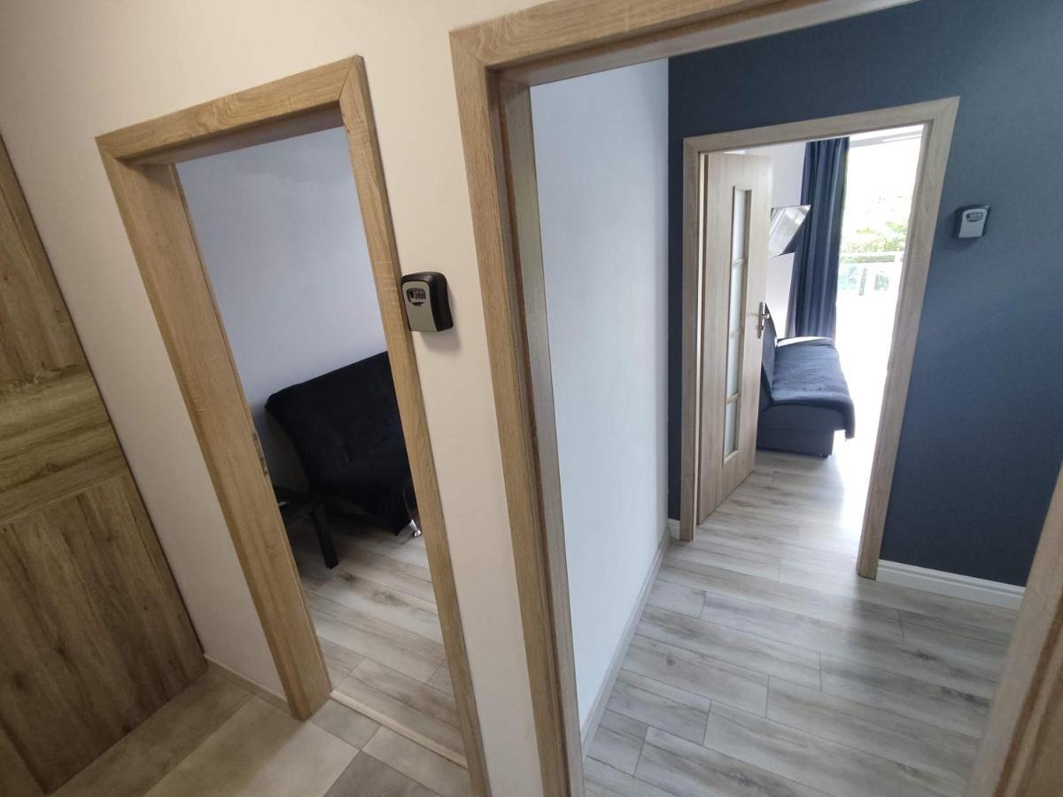 1110 Smialego 39 - Tanie Pokoje W Apartamencie - Samodzielne Zameldowanie - Self Check In بوزنان المظهر الخارجي الصورة