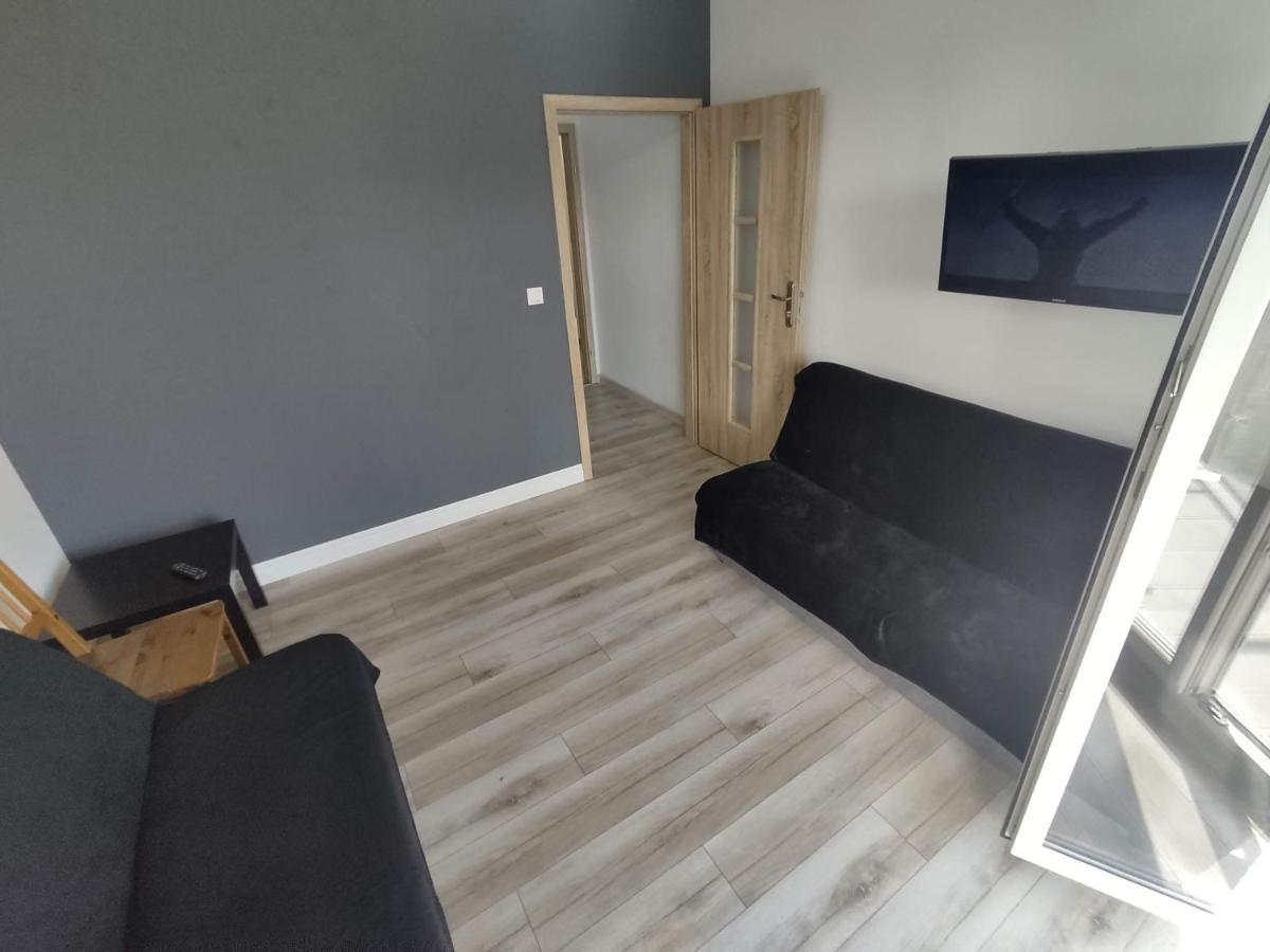 1110 Smialego 39 - Tanie Pokoje W Apartamencie - Samodzielne Zameldowanie - Self Check In بوزنان المظهر الخارجي الصورة