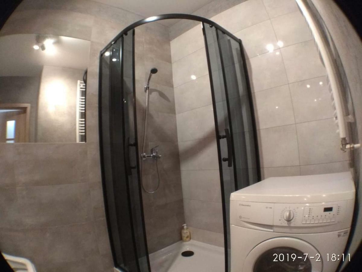 1110 Smialego 39 - Tanie Pokoje W Apartamencie - Samodzielne Zameldowanie - Self Check In بوزنان المظهر الخارجي الصورة