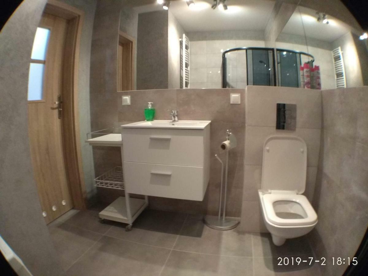 1110 Smialego 39 - Tanie Pokoje W Apartamencie - Samodzielne Zameldowanie - Self Check In بوزنان المظهر الخارجي الصورة